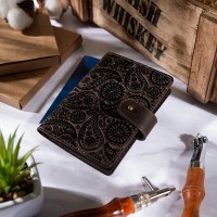 Обложка для паспорта из кожи Hi Art «Buta Art» PB-02/1 Shabby Gavana Brown