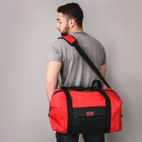 Спортивная сумка черная с красным MAD EASY SPIRIT