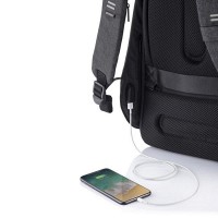 Рюкзак черный антивор XD Design Bobby Hero XL Black (P705.711)