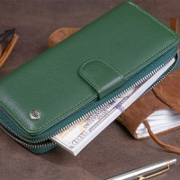 Мужской кожаный кошелек ST Leather 19304 Зеленый