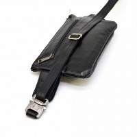Кожаная черная сумка на пояс Tarwa ga-8137-4lx