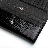 Женский лаковый кожаный кошелек PE DR. BOND PEW1-V black