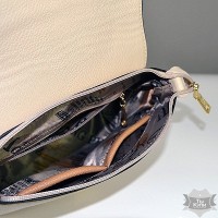 Небольшая женская бежевая сумка Diary Klava