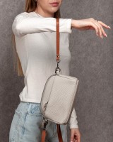 Женский молодежный кожаный клатч ALEX RAI 19204 beige