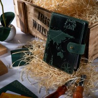 Кожаный картхолдер Hi Art «7 wonders of the world» CH-06 Shabby Alga