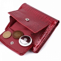 Женский лаковый кожаный кошелек ST Leather 22685 