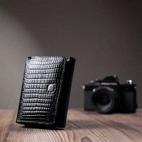 Женский лаковый кожаный кошелек ST Leather 22732 