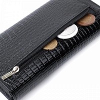 Женский лаковый кожаный кошелек ST Leather 22718 