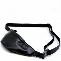 Кожаная черная сумка на пояс TARWA ga-3034-3md