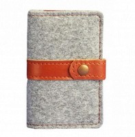 Фетровый кард-кейс BlankNote 6.1 с кожаными коричневыми вставками- BN-KK-6-1-FELT-K