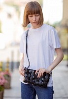 Кожаная плетеная женская сумка BlankNote Пазл S угольно-черная BN-BAG-31-YGOL