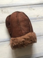 Варежки детские коричневые 904