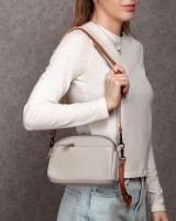 Женский молодежный кожаный клатч ALEX RAI 19204 beige